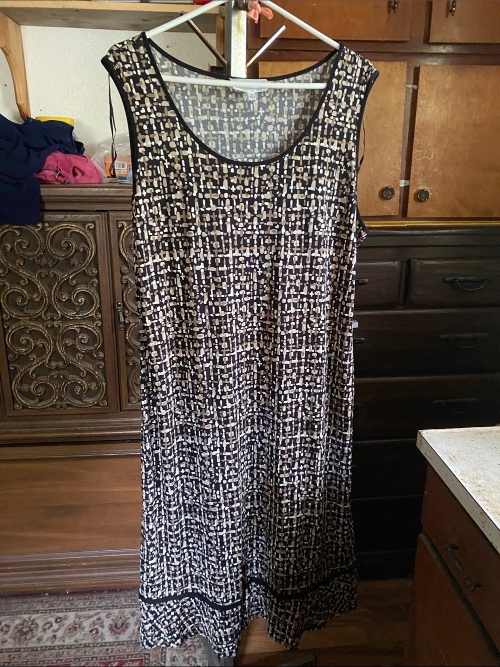 Studio I Black and Cream Sleeveless Printed Day Dress